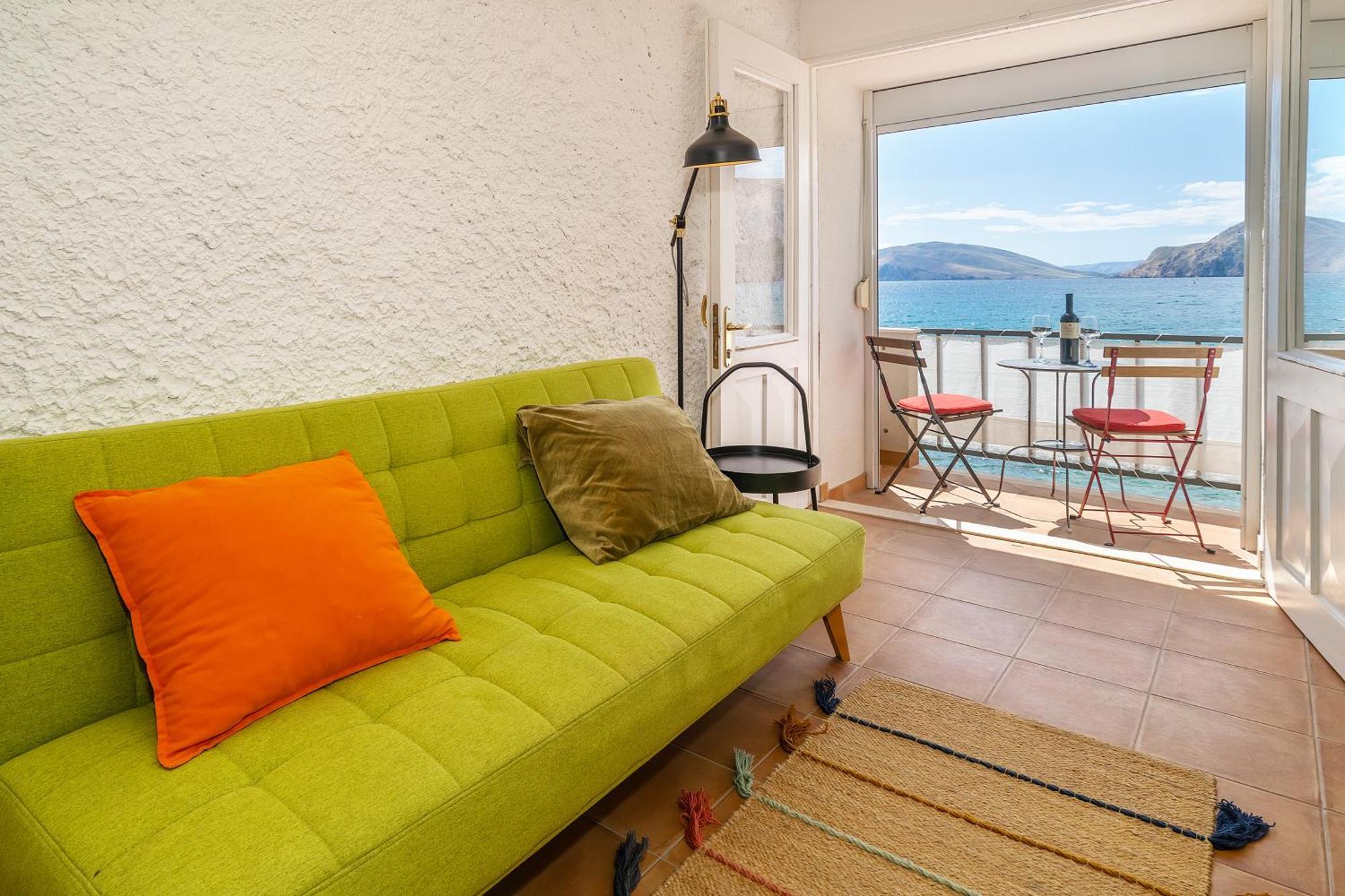 Apartment Nora By The Beach Башка Экстерьер фото